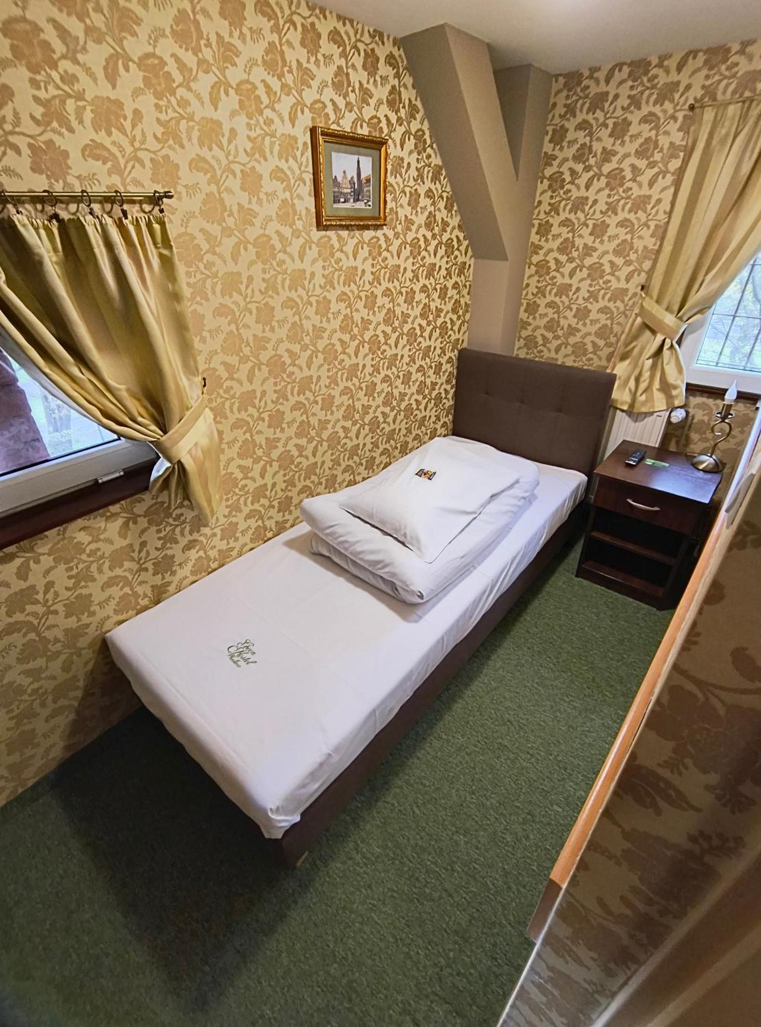 Green Hostel Wrocław przy ZOO Buitenkant foto